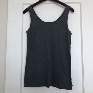 NWOT Under Armour heat gear tank, sz L